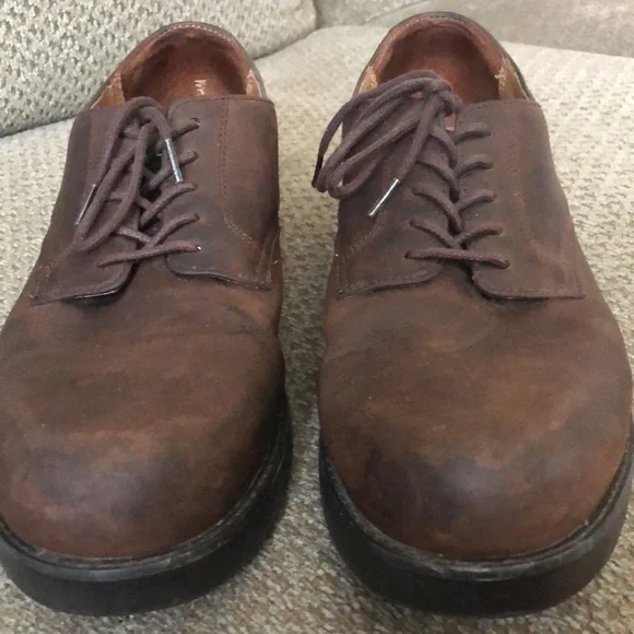 GH Bass & Co. Genuine Bucs casual dress shoes - Picture 6 of 14